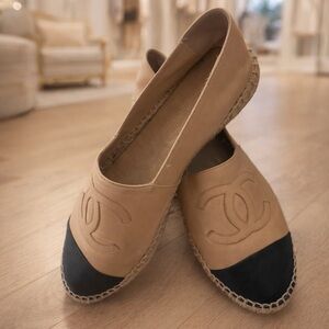 CHANEL Tan and Black Espadrilles